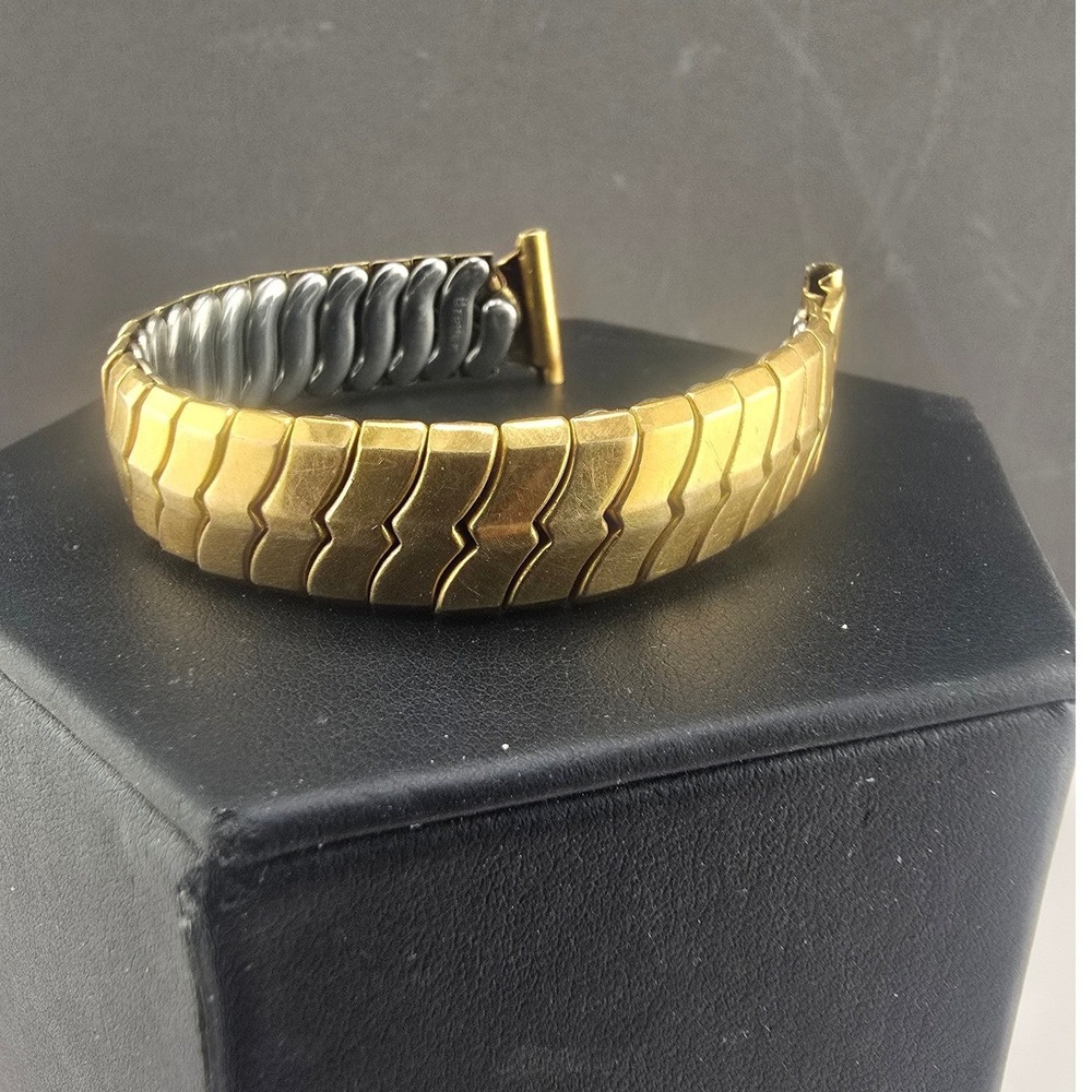 Vintage Bretton Watch Band Gold Tone Expansion Stretch Link 5.5in